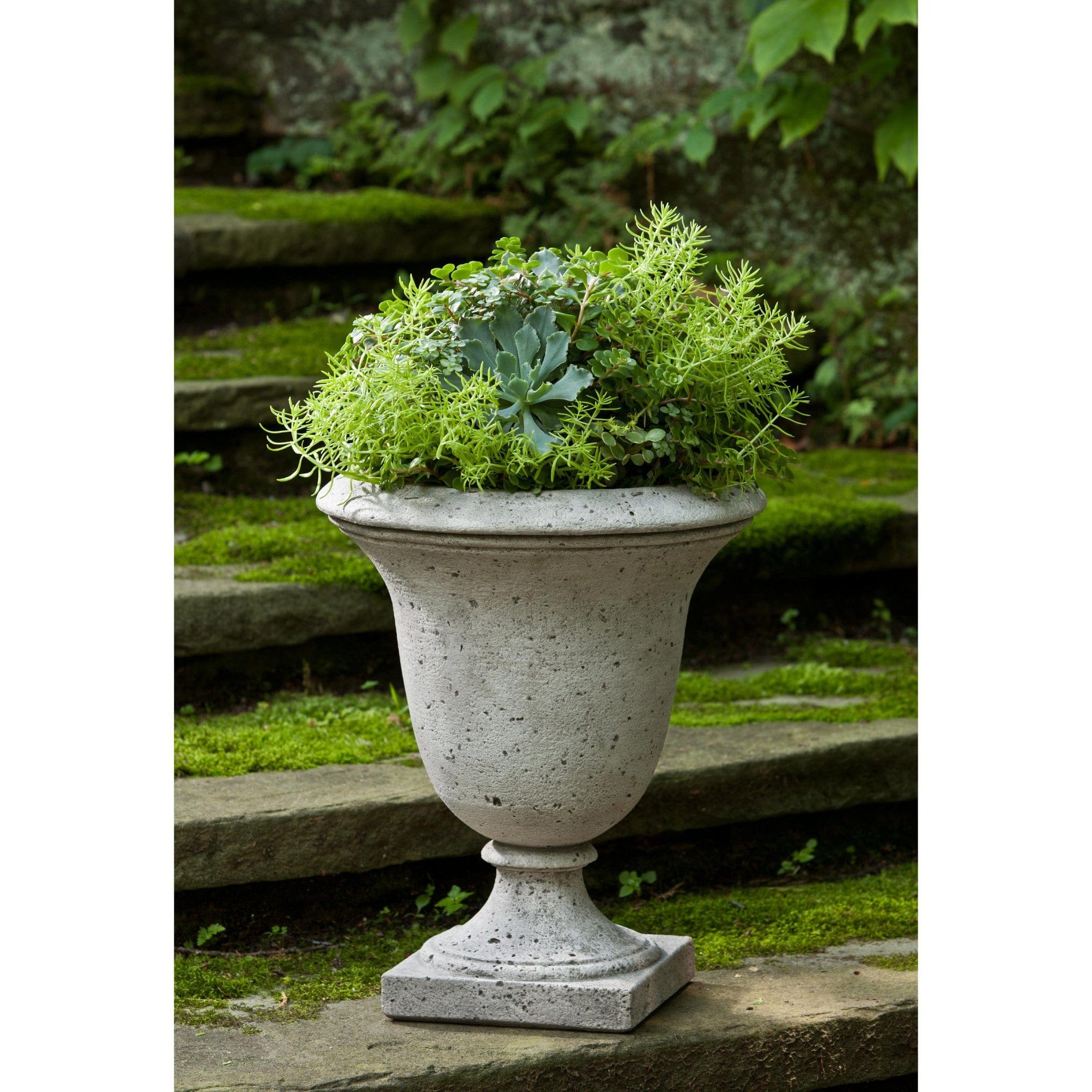 Linwood Urn Garden Planter - Outdoorartpross