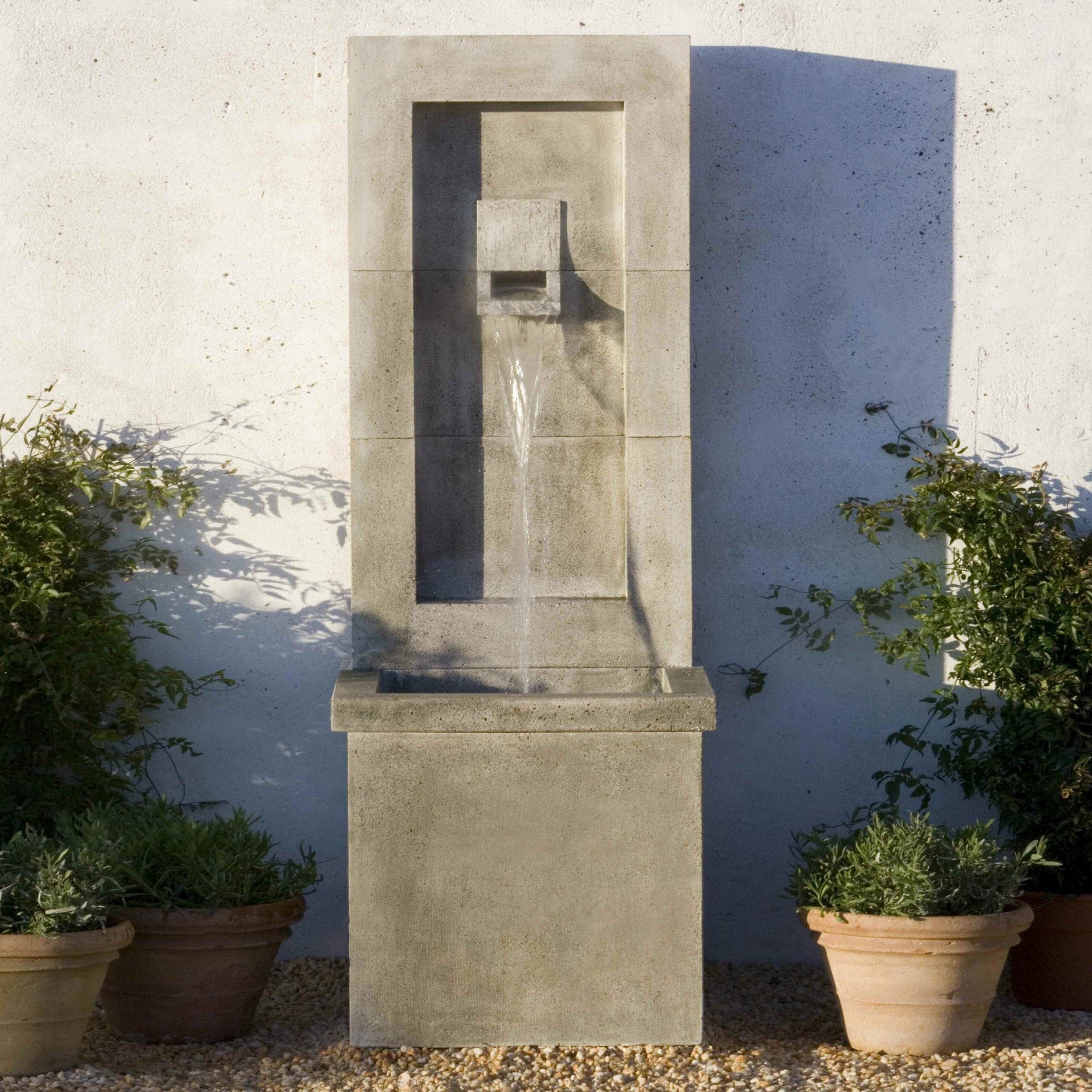 Moderne Wall Outdoor Fountain - Outdoorartpross
