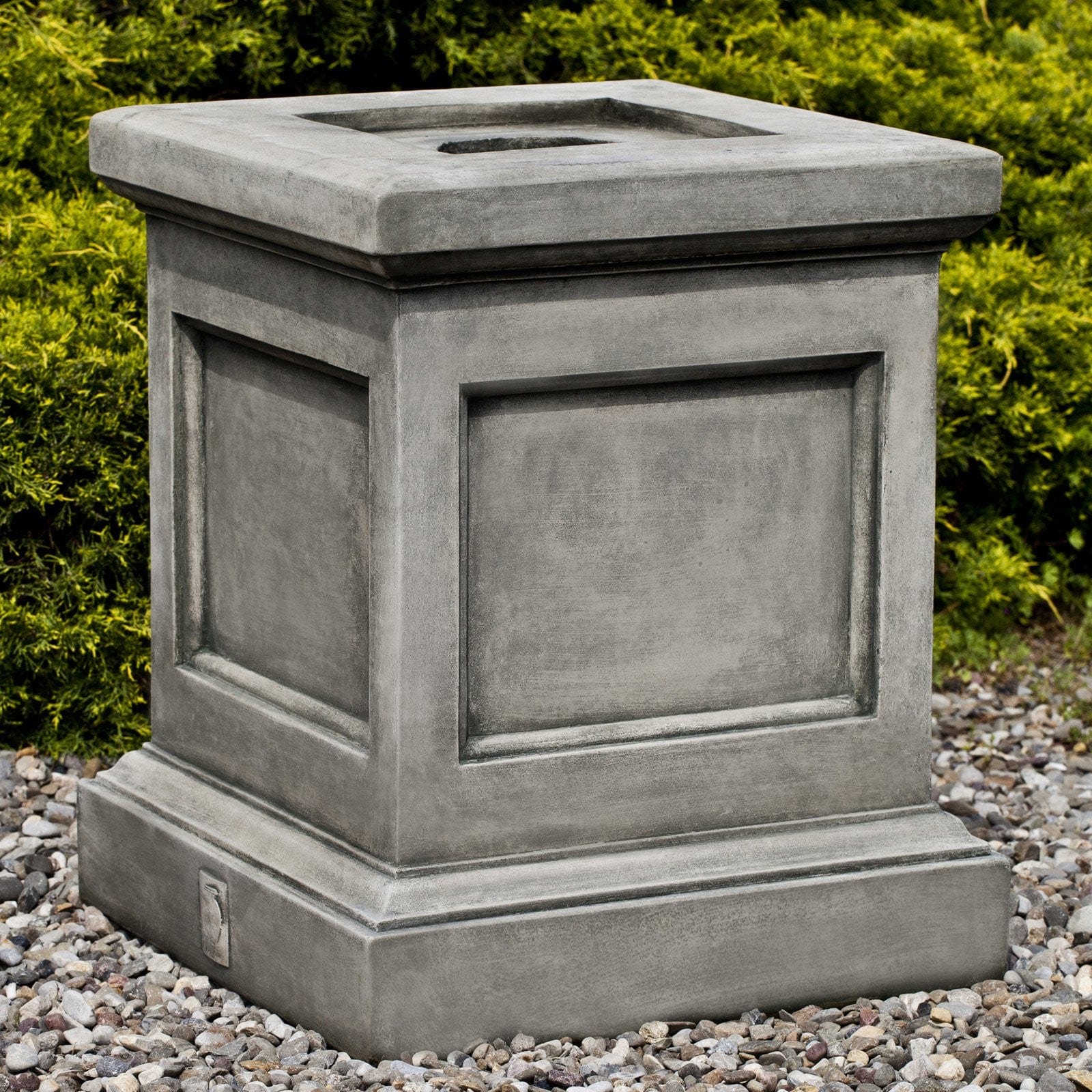St. Louis Garden Pedestal - Outdoorartpross