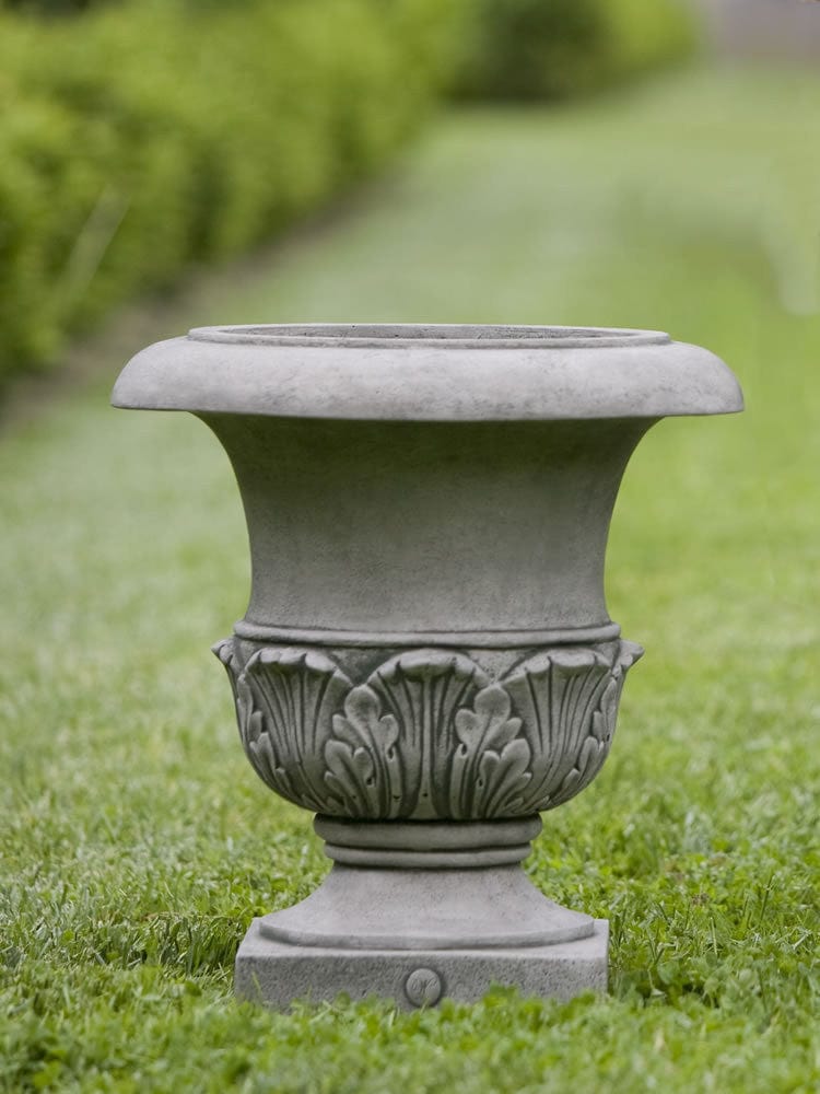 Williamsburg Acanthus Small Garden Planter - Outdoorartpross