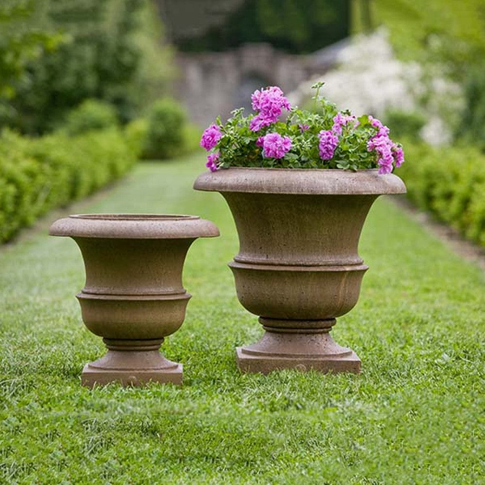 Williamsburg Wren Garden Planter - Outdoorartpross